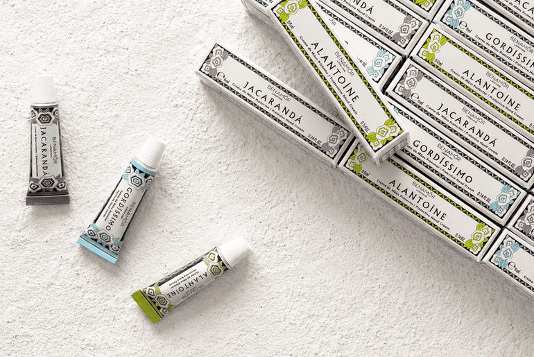 【初回限定】ハンドクリーム4ml-Discovery mini Set-